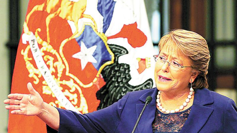 La presidente Bachelet, con una popularidad de apenas el 15%, está enfrentando el tema