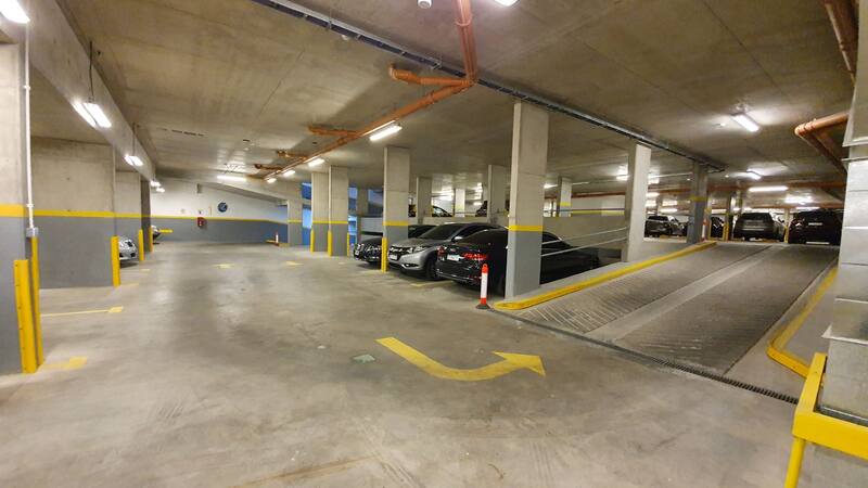 Las cocheras en muchos barrios porteños son un bien excaso