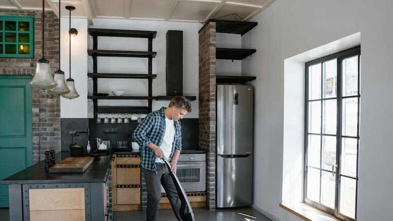 Ordenar y limpiar mejora significativamente la calidad del aire interior.