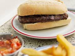 El histórico restaurante de la Costanera Norte que reabrió a pocas cuadras del Obelisco y el Congreso Nacional