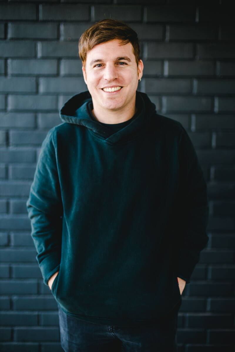 Muchnick tiene 33 años.