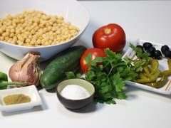 Esta es la deliciosa ensalada de legumbres que puedes comer y preparar en pocos minutos