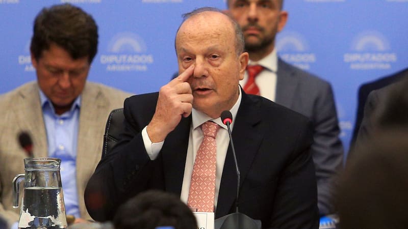 A un mes de su salida, se formalizó la renuncia de Ferraro al Ministerio de Infraestructura.