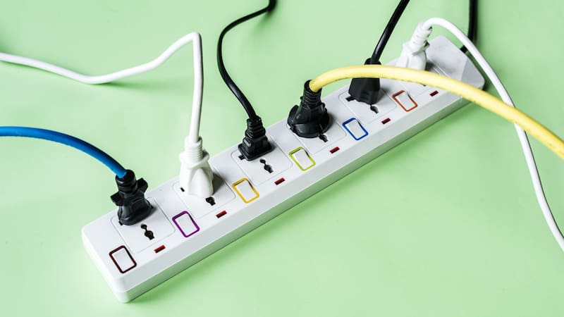 Algunos electrodomésticos tienen un alto consumo energético que puede afectar el rendimiento del alargador.