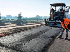 La constructora que compró un gurú de la City da un paso clave en su ruta hacia una privatización emblema de Milei