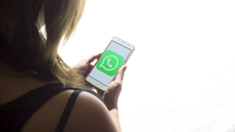 Los virus que ingresan a través de WhatsApp pueden dañar nuestro móvil o recopilar toda la información que hay en él.