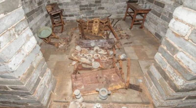 Arqueólogos descubrieron una tumba inmaculada de la dinastía Ming y revelaron el invaluable tesoro que había dentro