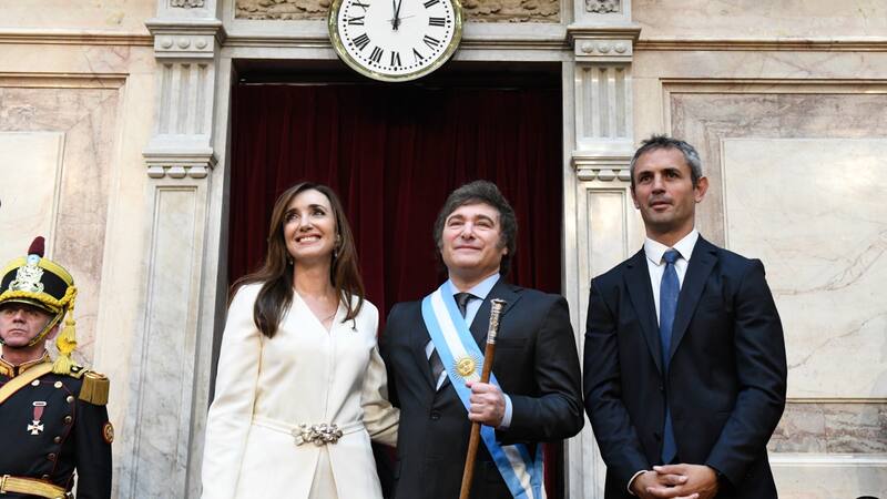 Se complica la relación entre Milei y el Poder Legislativo