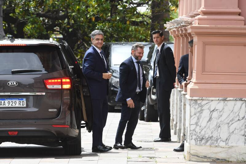 El jefe de Gobierno porteño, Jorge Macri, llega a la Casa Rosada para reunirse con Milei. (Télam)