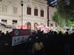 Denuncian penalmente a un dirigente estudiantil mientras acusan al Gobierno de presionar contra las tomas