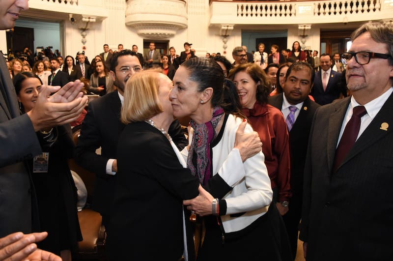 Lilia Rossbach y Claudia Sheinbaum, 2018. Fuente: RossbachLilia.