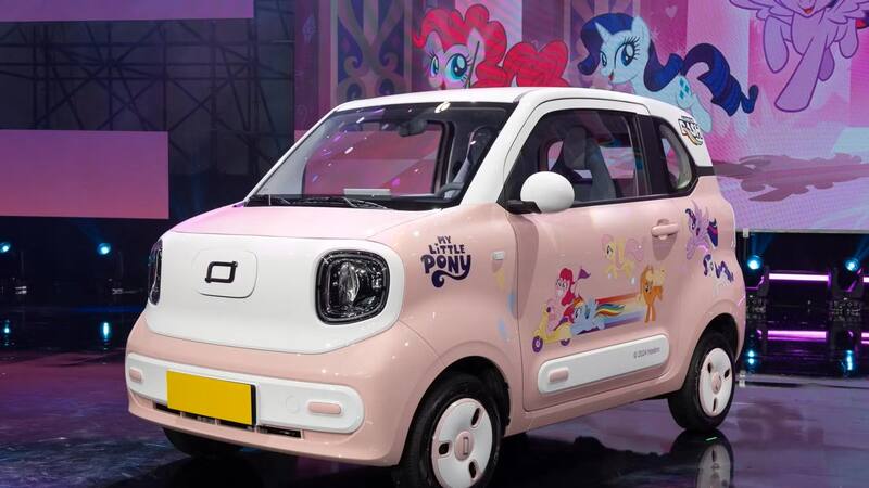 El auto chino que todos buscan ya llegó al país y se consigue a un precio increíble: tiene aire acondicionado, cámara de reversa y control de estabilidad.