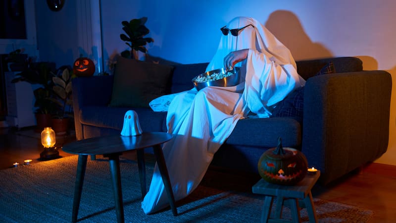 Cuatro películas de terror españolas, desde clásicos hasta joyas ocultas, que pueden verse online de forma gratuita este Halloween.