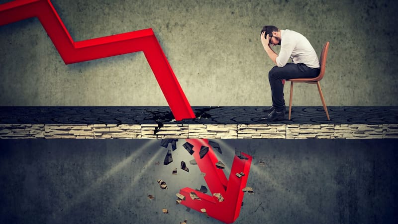 "Las acciones pueden desplomarse por una década": el duro pronóstico de un legendario inversor