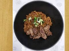 Parasite: un restaurante coreano en Buenos Aires recrea el plato que popularizó la película