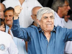 Carrió lo tildó de "criminal" y Moyano se acerca al kirchnerismo