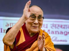 ¿Quién es el Dalái lama y de qué religión es el "líder espiritual" que besó a un niño en la boca?