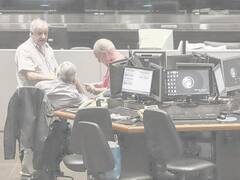 Los bonos argentinos subieron, a contramano de sus pares emergentes