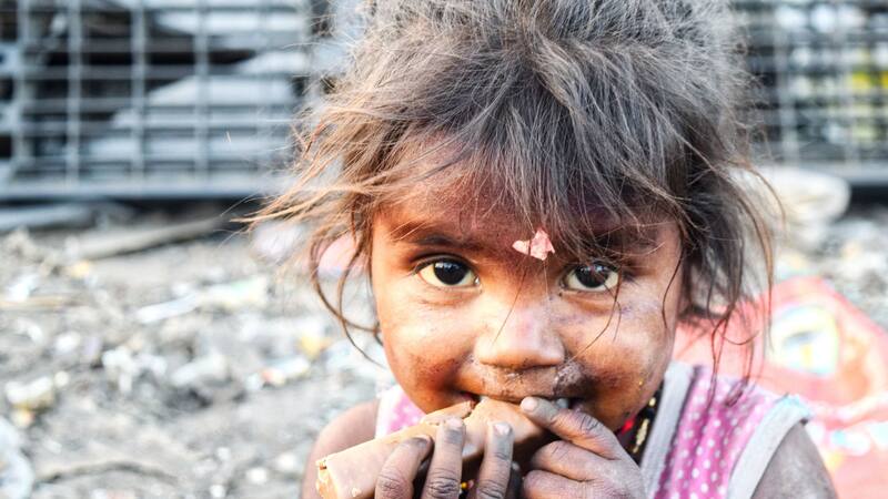 La Pensión para Jefas de Familia otorga un beneficio económico a quienes se encuentren en situación de vulnerabilidad y sean, por ejemplo, sostén de su familia.