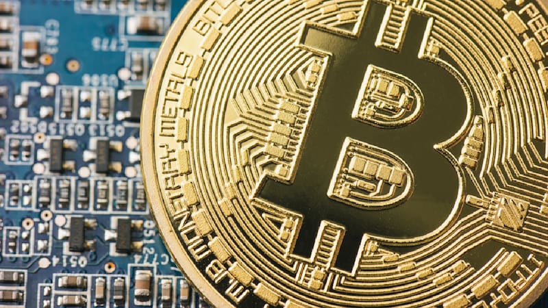 Bitcoin se creo en 2009 y desde entonces cambio la forma de ver las monedas.