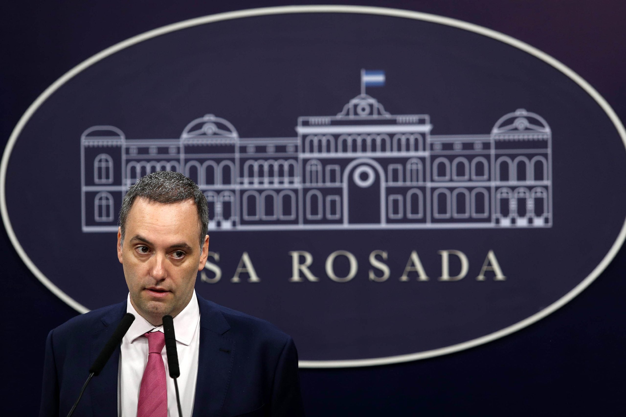 Otro dato que genera dudas: cuántos ingresos declaró durante sus años en la función pública