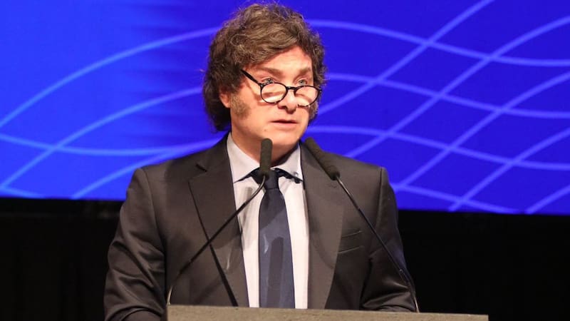 <div class="migrated-promo-image__description"><div class="migrated-promo-image__source">Fuente: Oficina del Presidente</div></div>