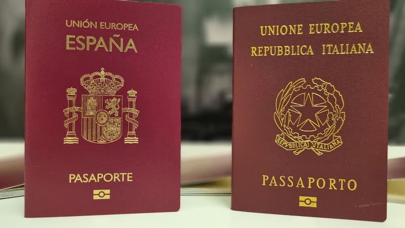 Los grupos familiares que soliciten un turno colectivo deben tener domicilio en la misma jurisdicción consular.