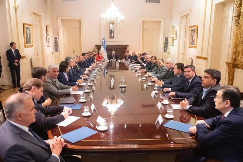 Javier Milei reunido con los gobernadores