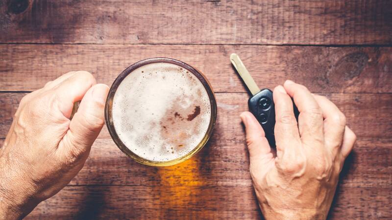 Cuál es el límite legal de alcohol en sangre que es tolerada para conducir, según la DGT.