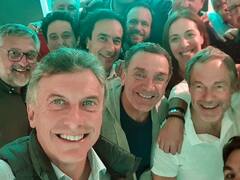 Con la visita sorpresa de Macri, finalizó el retiro espiritual de Vidal y su gabinete