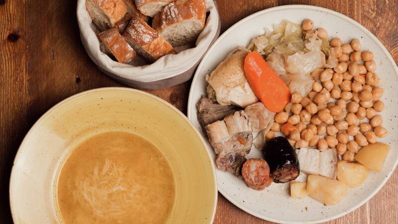 El caldo con más vitamina B y colágeno: es un potente antiinflamatorio y combate la anemia.