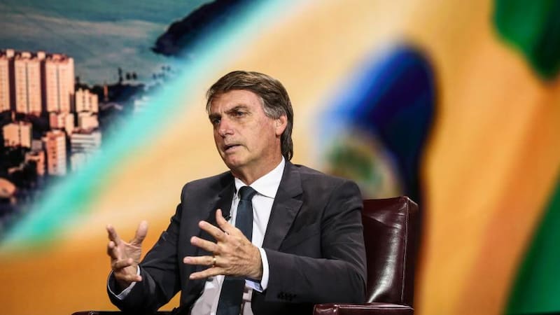 A falta de cuadros técnicos, el equipo bolsonarista atrae a empresarios