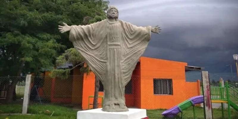 El Cristo de las Redes es el símbolo más importante de este pueblo de pescadores.