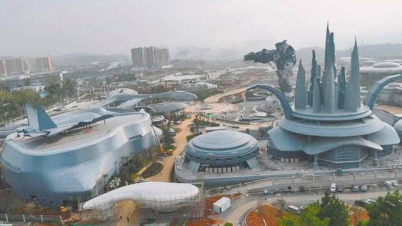 El parque, que parece una ciudad futurista, está en Guiyang, una de las zonas más pobres y contaminadas