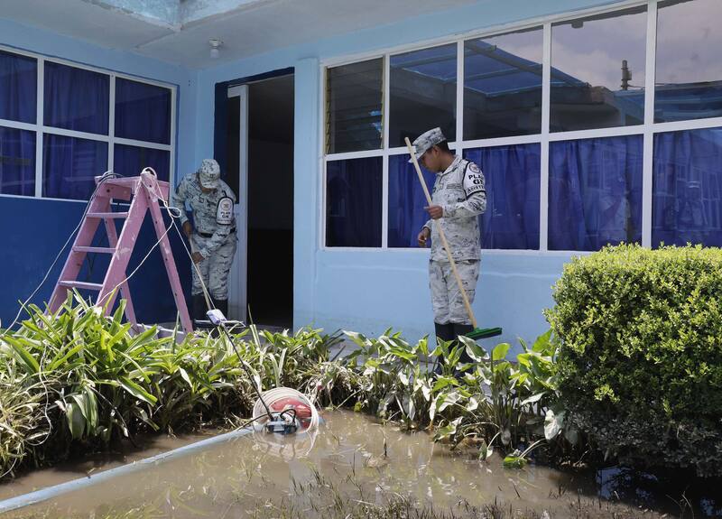 Escuelas suspenden las clases por inundaciones tras fuertes lluvias. Fuente: Gobierno de Edomex