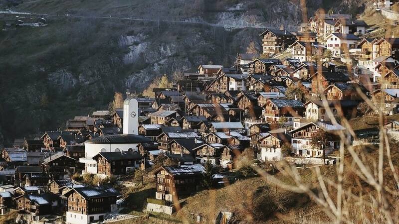 El pequeño pueblo del centro de Europa que busca familias y paga 70.000 euros.