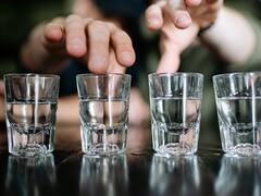 Una de las marcas de vodka más populares del mundo dejó de venderse en Rusia: por qué