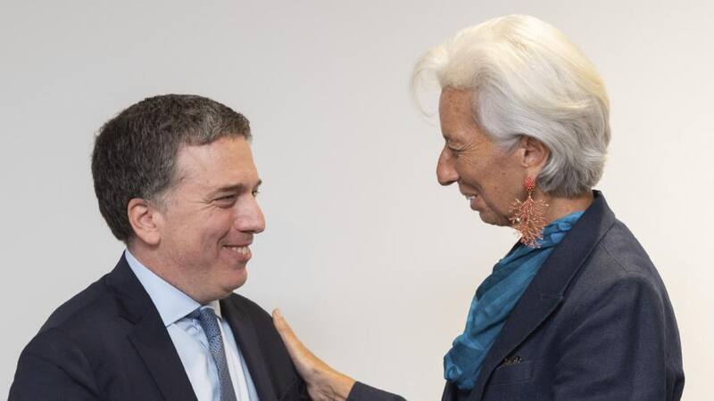 Dujovne y Lagarde al discutir el nuevo acuerdo