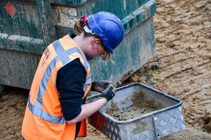 La tumba y los objetos podrían ser los primeros rastros del Imperio Romano en el lugar. (Foto: Instagram @gemeenteheerlen).
