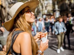 El encantador pueblo a menos de 1 hora de Salamanca conocido por ser "el paraíso del jamón ibérico" y tener el mejor vino