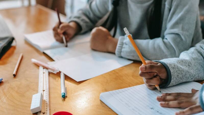 Cuáles son los alumnos que podrán recibir su apoyo durante más tiempo que el resto. Fuente: archivo.