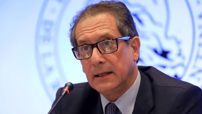 El titular del Banco Central elevó las tasas de interés por encima del 50% anual.