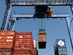 Los partidarios de una economía abierta enfrentan un camino difícil