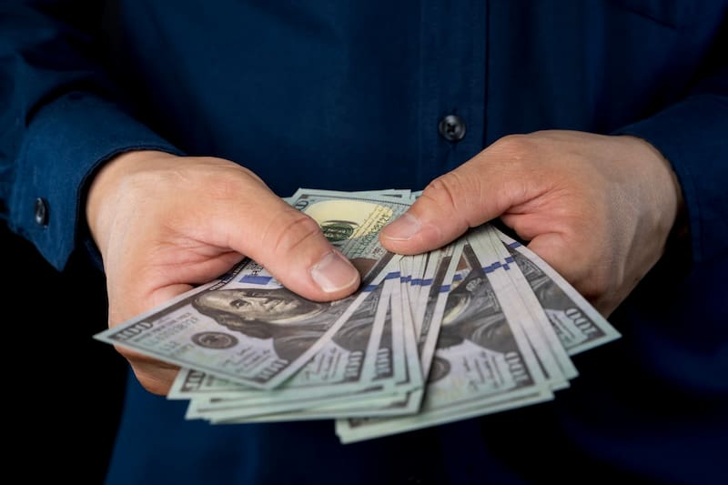 En Estados Unidos existe un beneficio fiscal que puede representar más de dos mil dólares por hijo y que se mantiene vigente para millones de familias. Foto: Archivo.