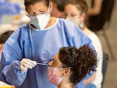 Variante Deltacron y Ómicron: cuáles son los síntomas a los que hay que estar atento