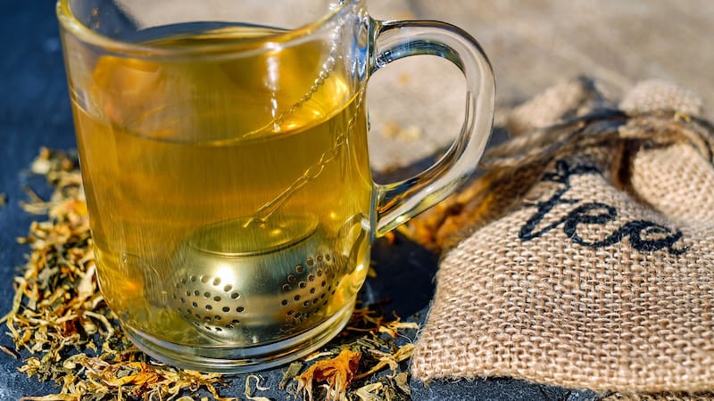 El té de Mercadona que "lo cura todo": ayuda dormir mejor, relaja los músculos y es un potente antiinflamatorio.