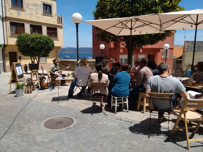 En el patio del local también se ofrecen espectáculos musicales en vivo. (Foto: etelandpan.com)