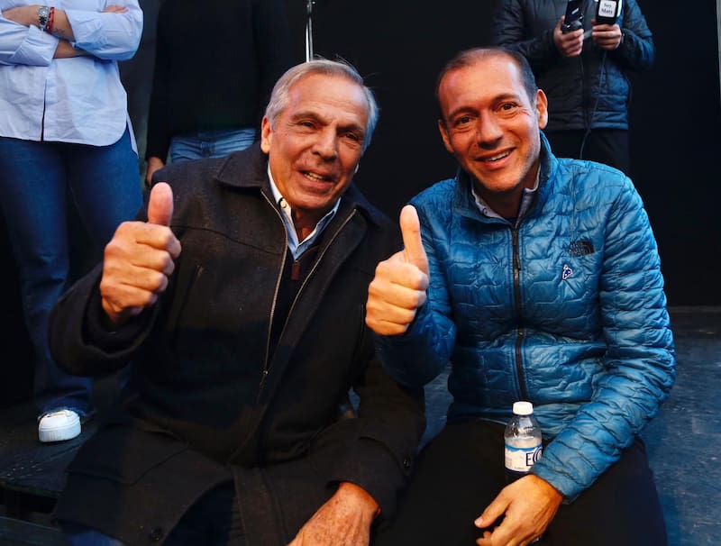 Jorge Sapag, líder del MPN, y el gobernador Omar Gutiérrez en el cierre de Koopman en Añelo