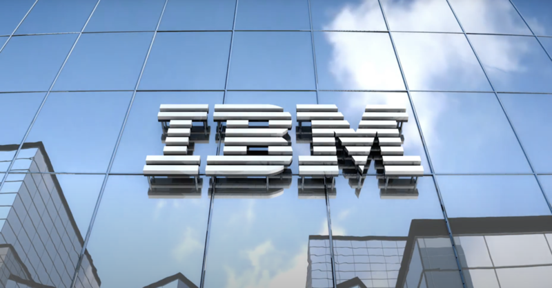 La reconocida empresa IBM despidió a 7,800 empleados para reemplazarlos con IA. Fuente: archivo.
