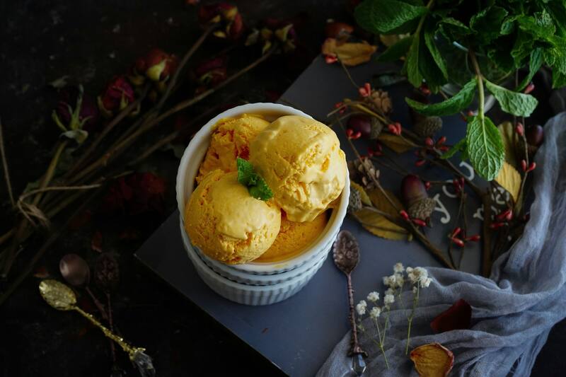 Disfruta de un delicioso y cremoso helado de crema y vainilla. Foto: Unsplash